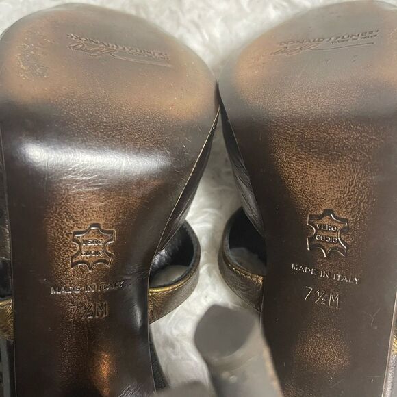 Donald J Pliner Metallic two tone Bronze Leather Heels SZ7.5M - Picture 12 of 12